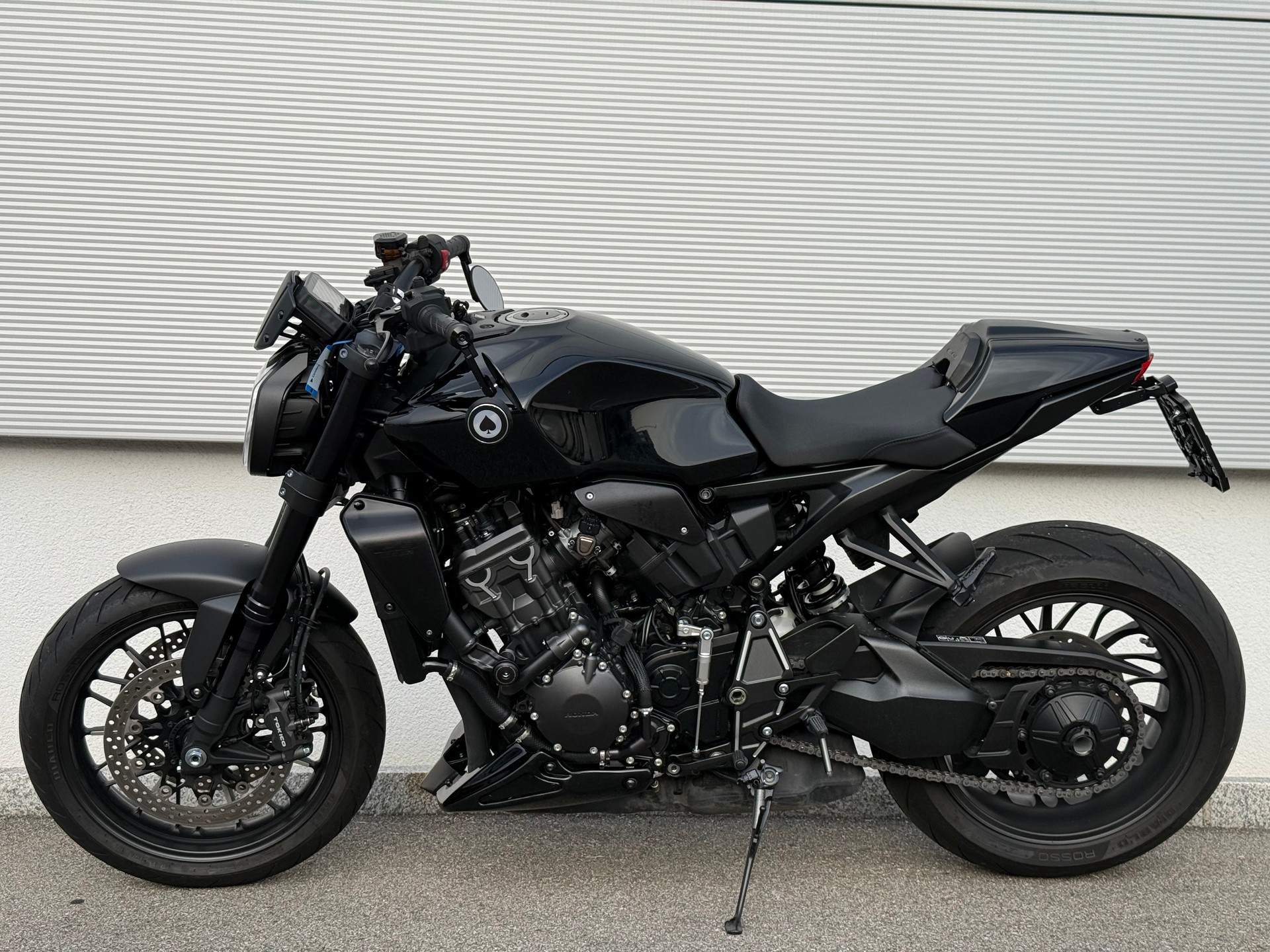 HONDA CB 1000 R Black Edition-image-6