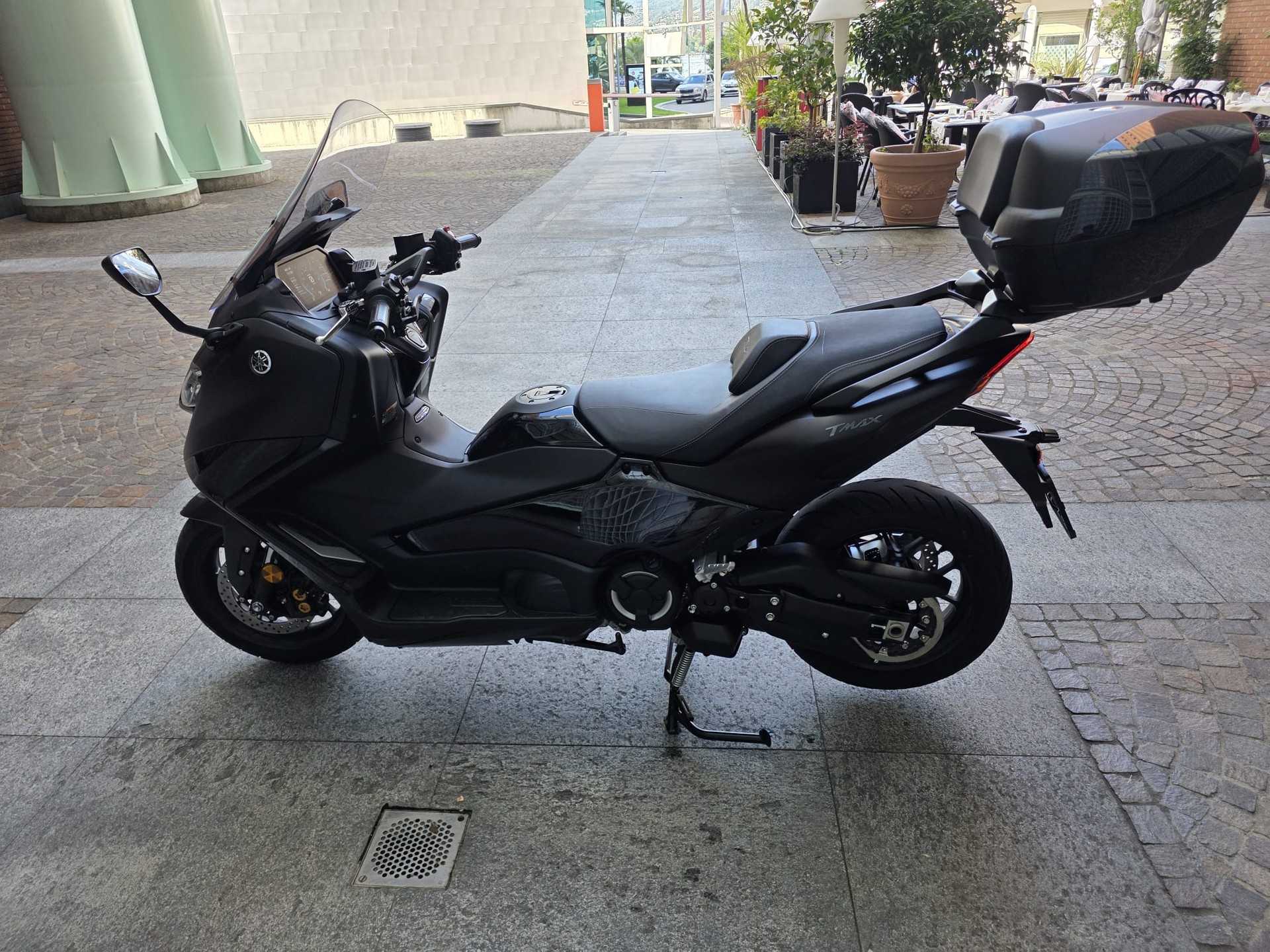 YAMAHA T-MAX Tech-Max XP 560-image-1