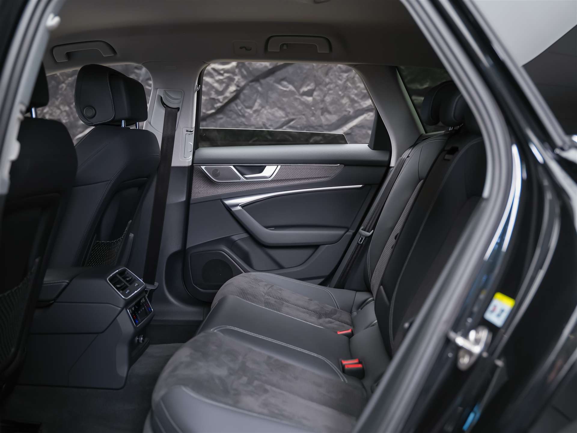 AUDI S6 Avant 3.0 TDI quattro tiptronic *21" Felgen*Allradlenkung*Luftfahrwerk*-image-12