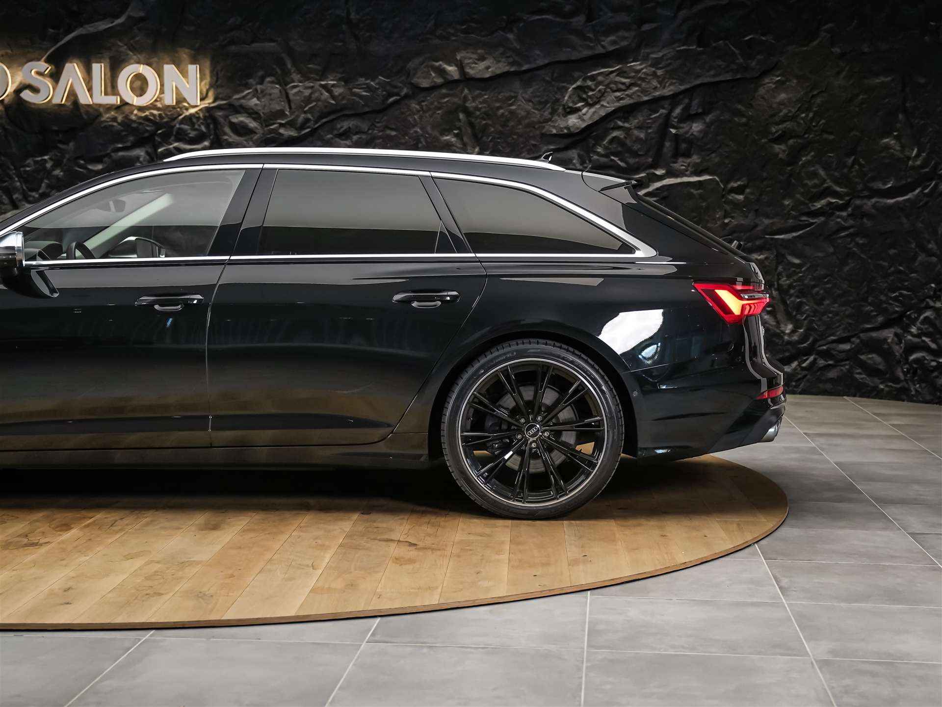 AUDI S6 Avant 3.0 TDI quattro tiptronic *21" Felgen*Allradlenkung*Luftfahrwerk*-image-18