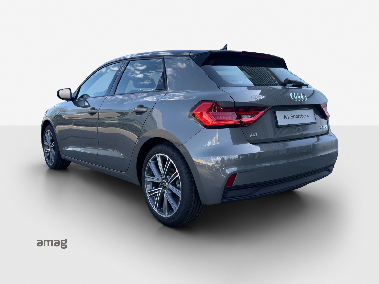 AUDI A1 Sportback 30 TFSI Attraction S-tronic-showroom-element-2