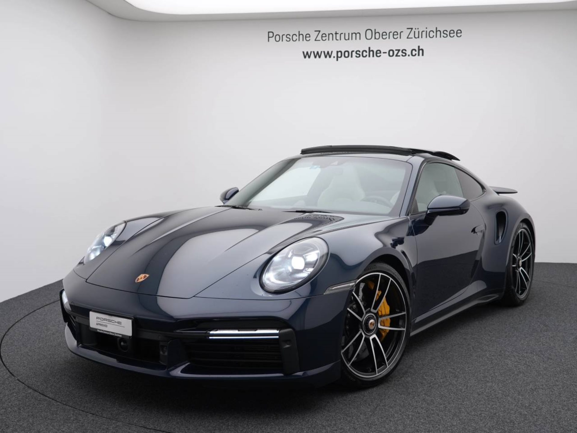 PORSCHE 911 Turbo S