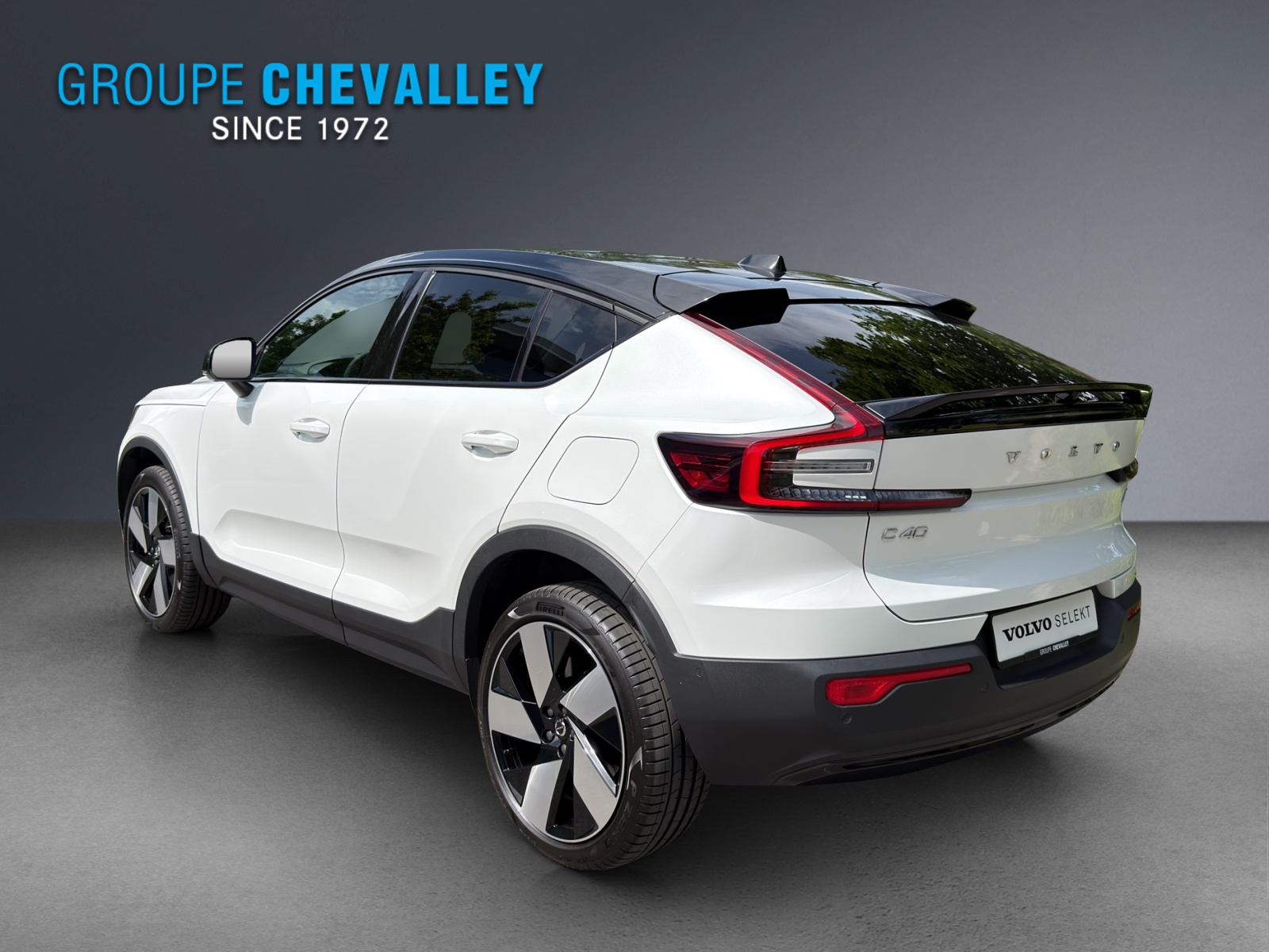 VOLVO C40 Recharge P8 Twin AWD Pure Electric Ultimate-showroom-element-3
