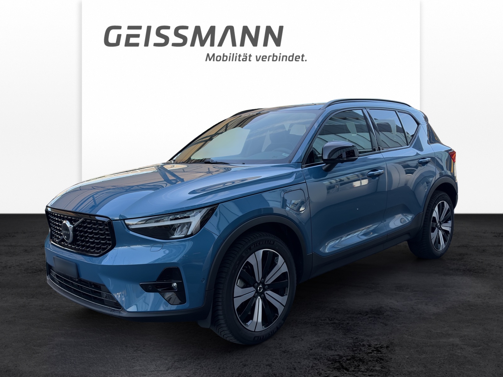 VOLVO XC40 1.5 T5 PiH Ultimate Dark