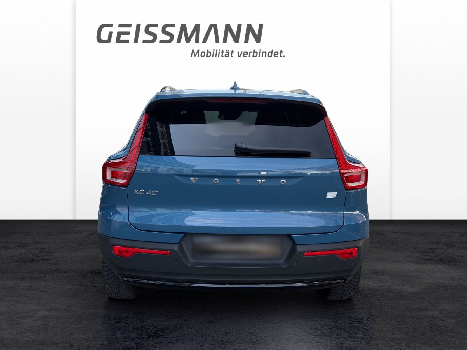 VOLVO XC40 1.5 T5 PiH Ultimate Dark-image-7