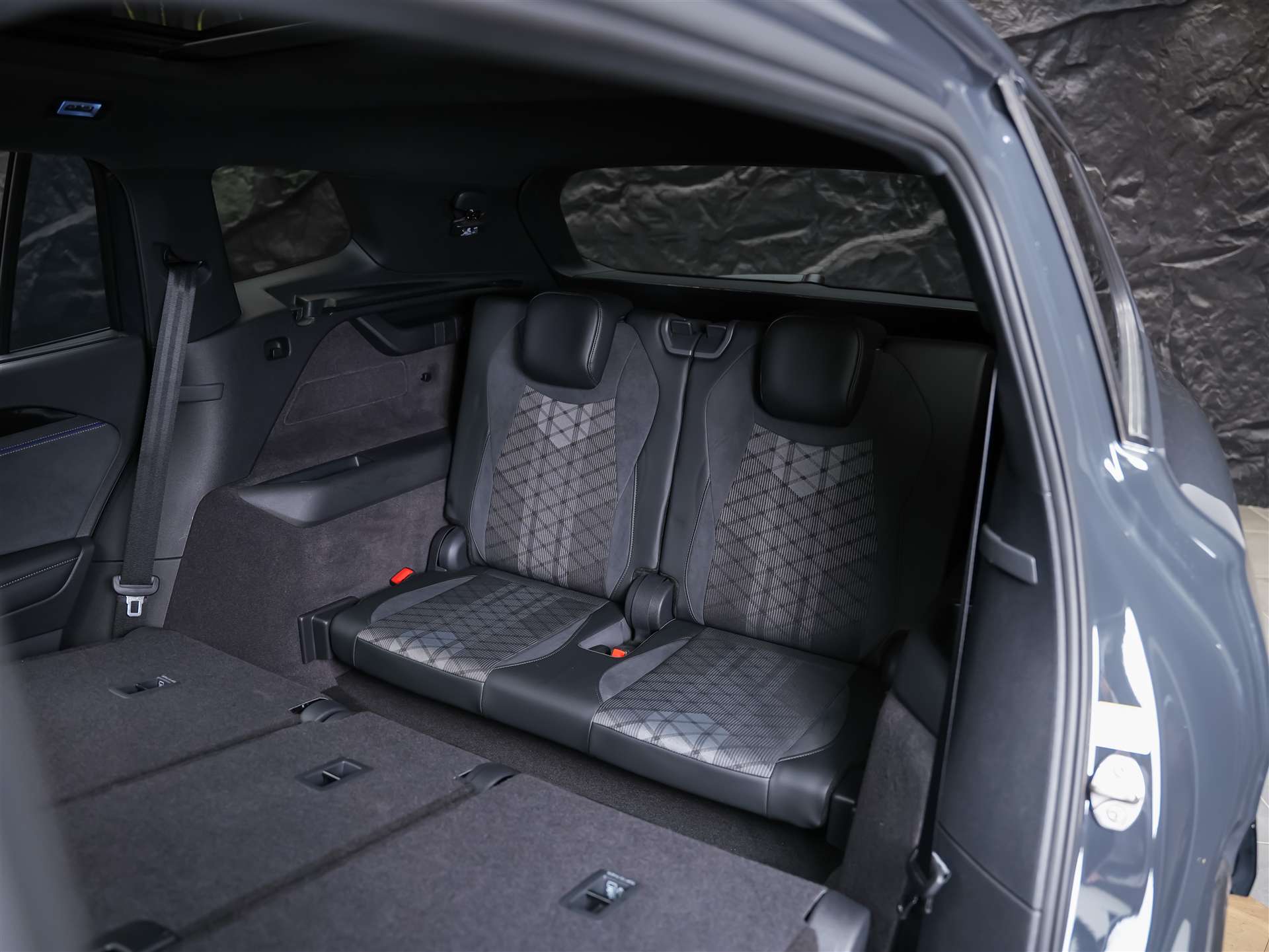 VW Tayron 2.0 TDI SCR R-Line 4Motion DSG *7 Plätzer*Werksgarantie*Massage*Panorama*Matrix-LED*Head-Up*-image-16