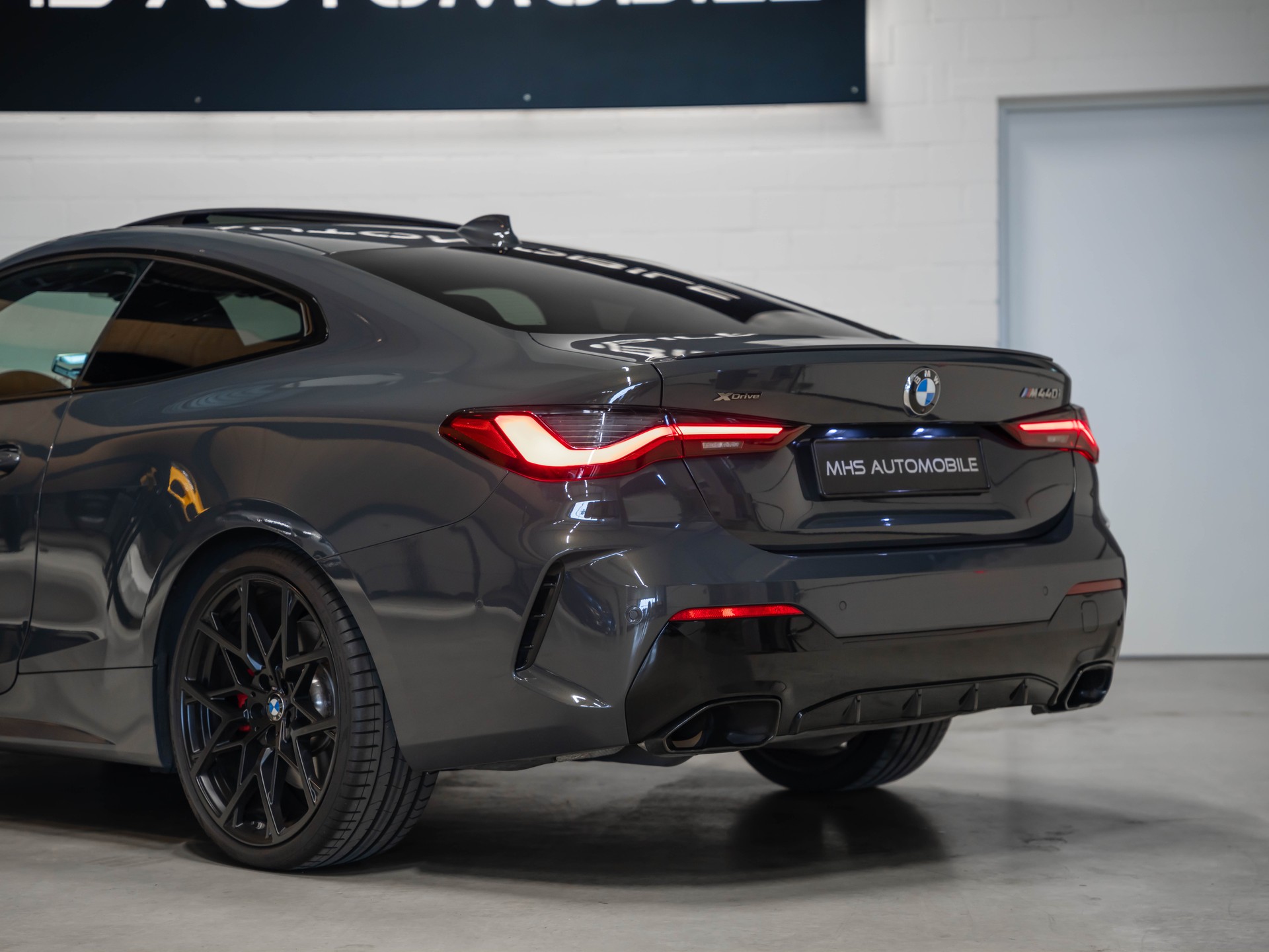 BMW M440i xDrive 48V Coupé Steptronic-image-19