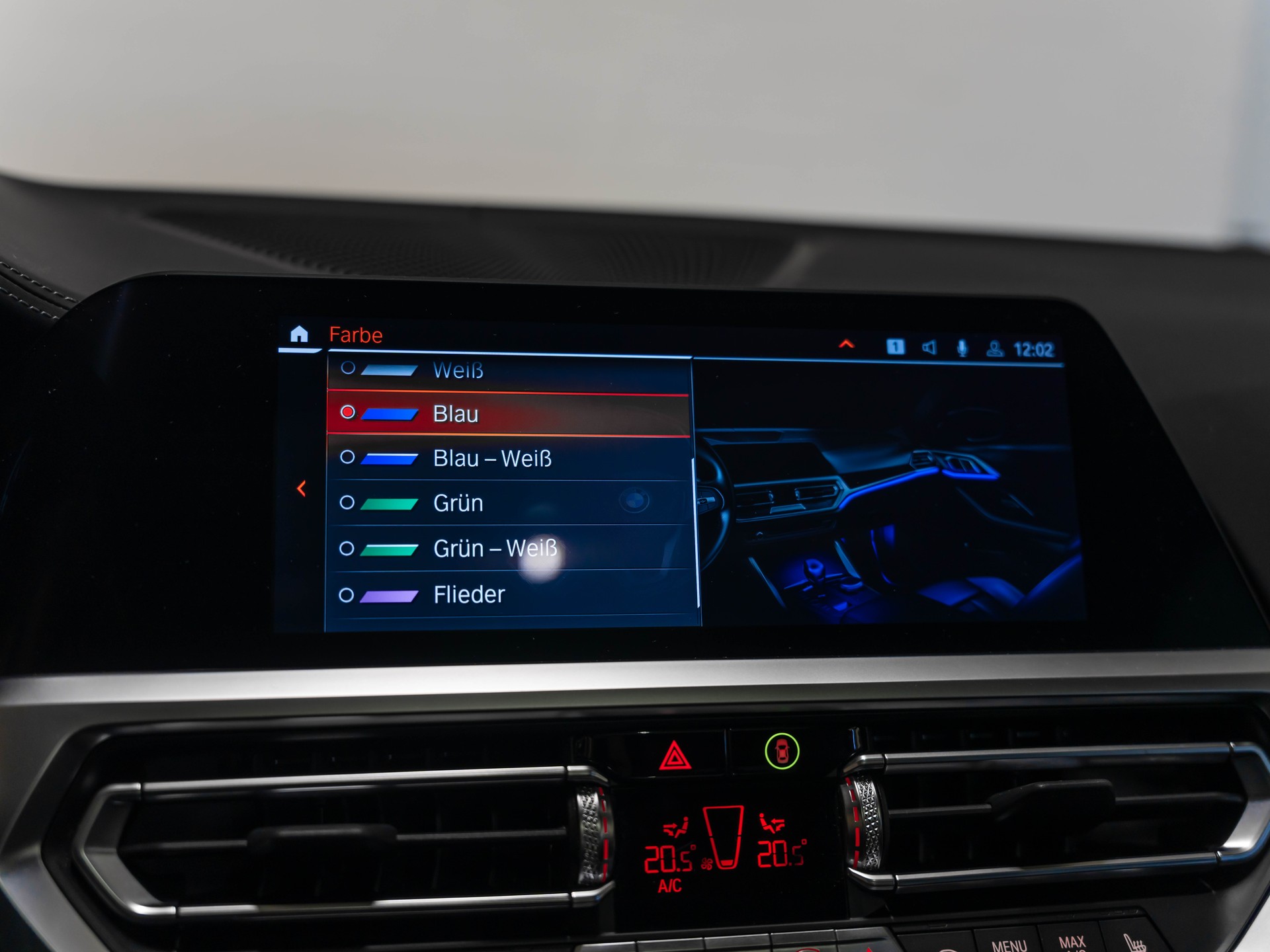BMW M440i xDrive 48V Coupé Steptronic-image-39
