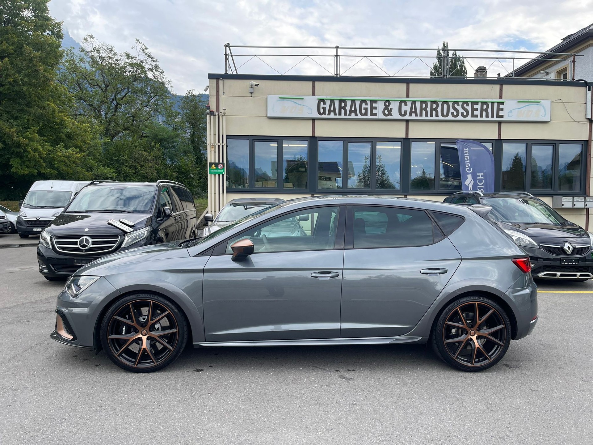 SEAT Leon 2.0 TSI Cupra R DSG Limited Edition 742 of 799-image-6