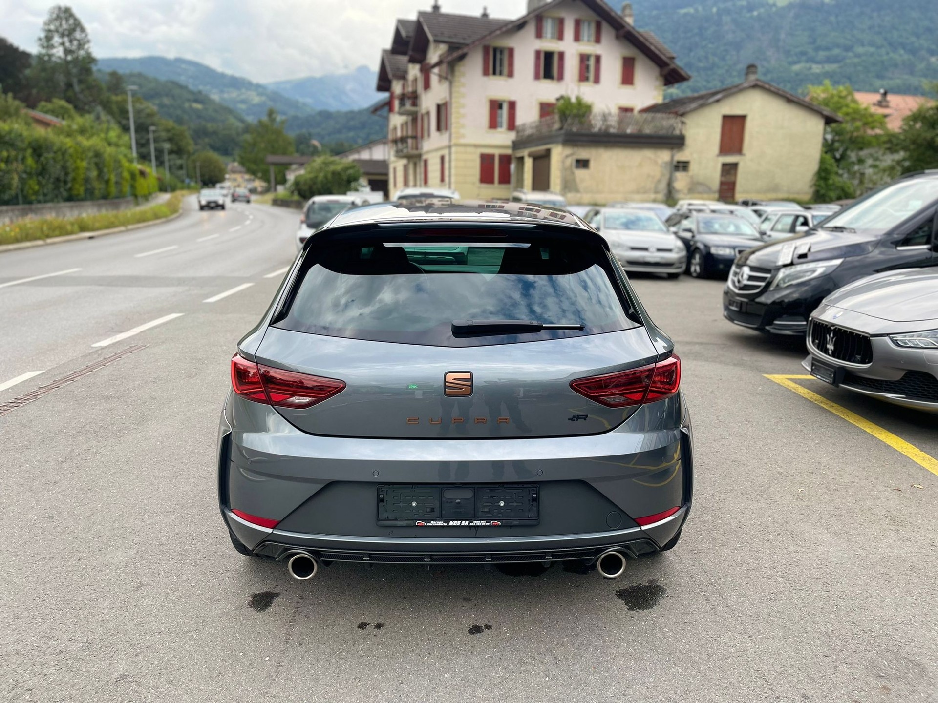 SEAT Leon 2.0 TSI Cupra R DSG Limited Edition 742 of 799-image-4