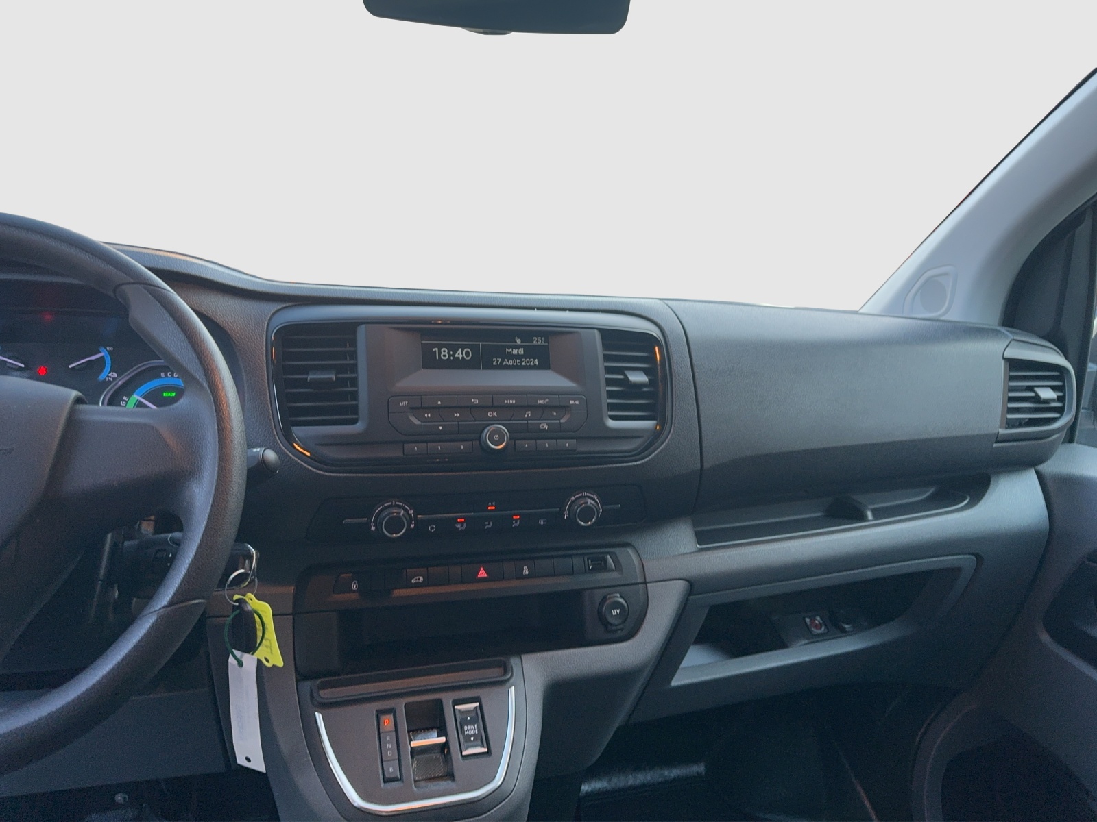 PEUGEOT Expert 50 KWh Premium Standard-image-11