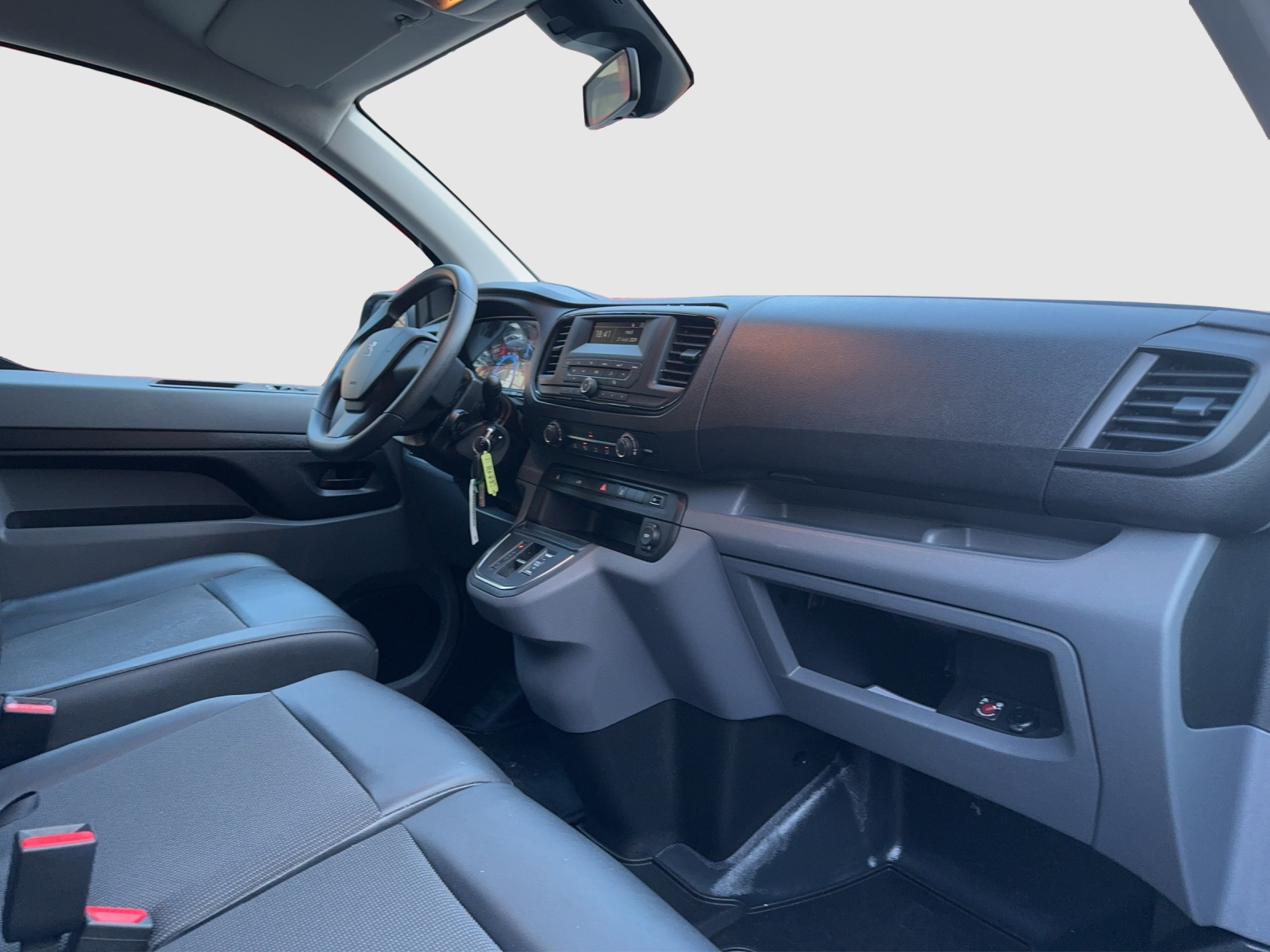 PEUGEOT Expert 50 KWh Premium Standard-image-14
