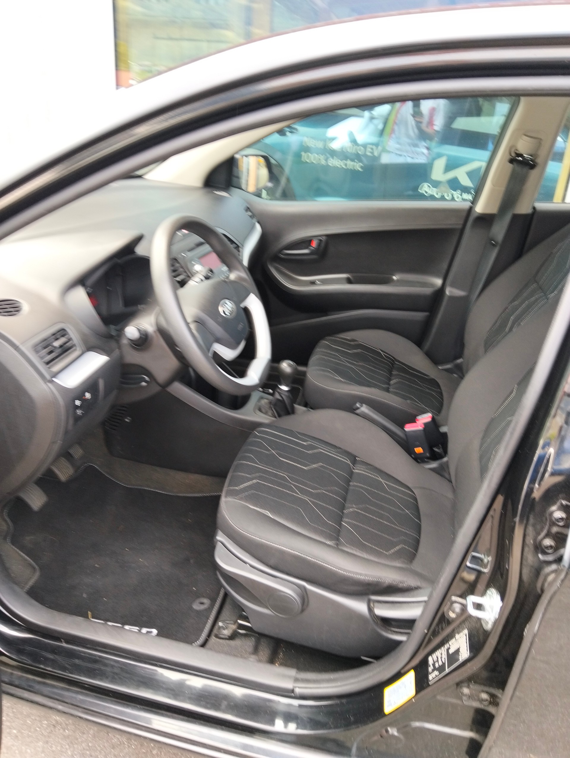 KIA Picanto 1.0 CVVT Trend-image-3