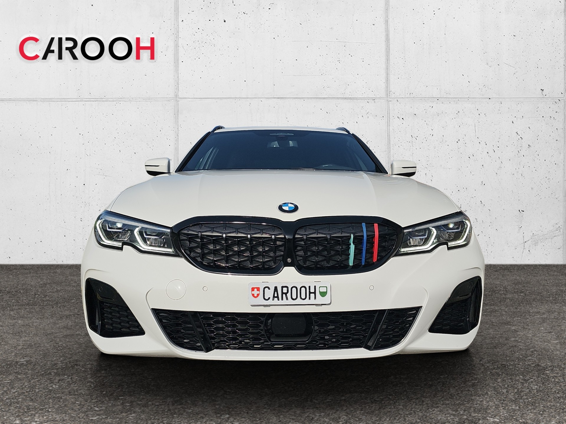 BMW M340i xDrive 48V Touring Steptronic-showroom-element-1