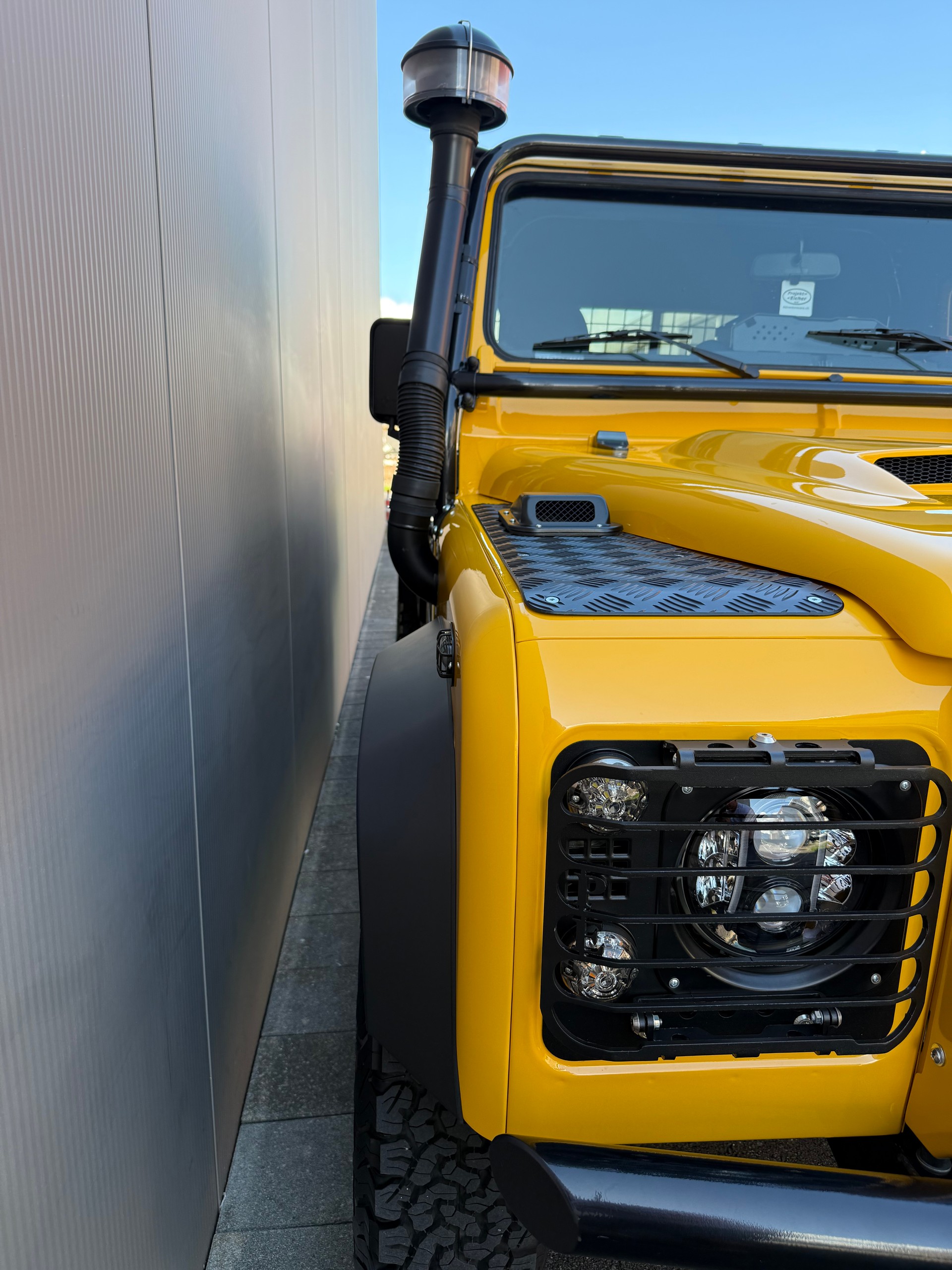 LAND ROVER Defender 110 TD4 KingCab PickUp-image-21