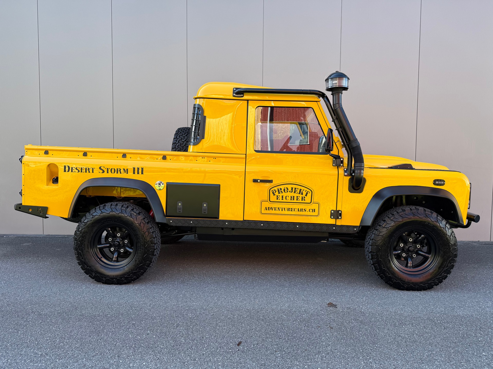 LAND ROVER Defender 110 TD4 KingCab PickUp-image-4