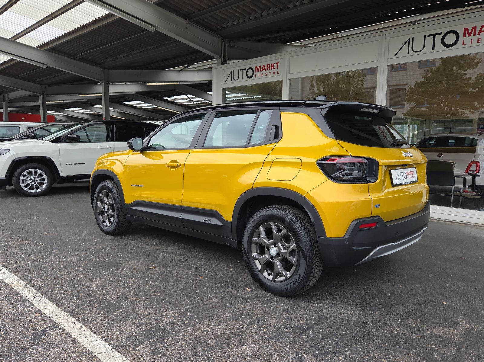 JEEP Avenger 54kWh Altitude-showroom-element-2