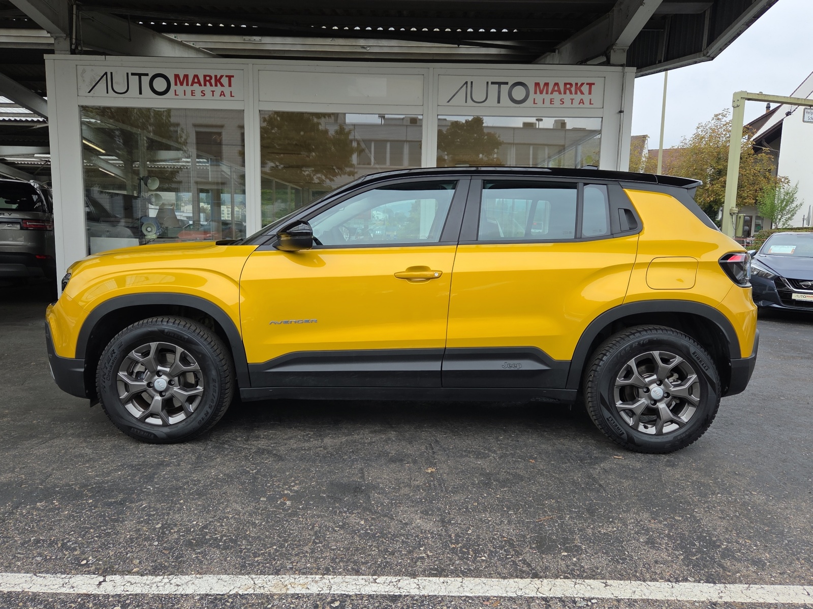 JEEP Avenger 54kWh Altitude-showroom-element-1