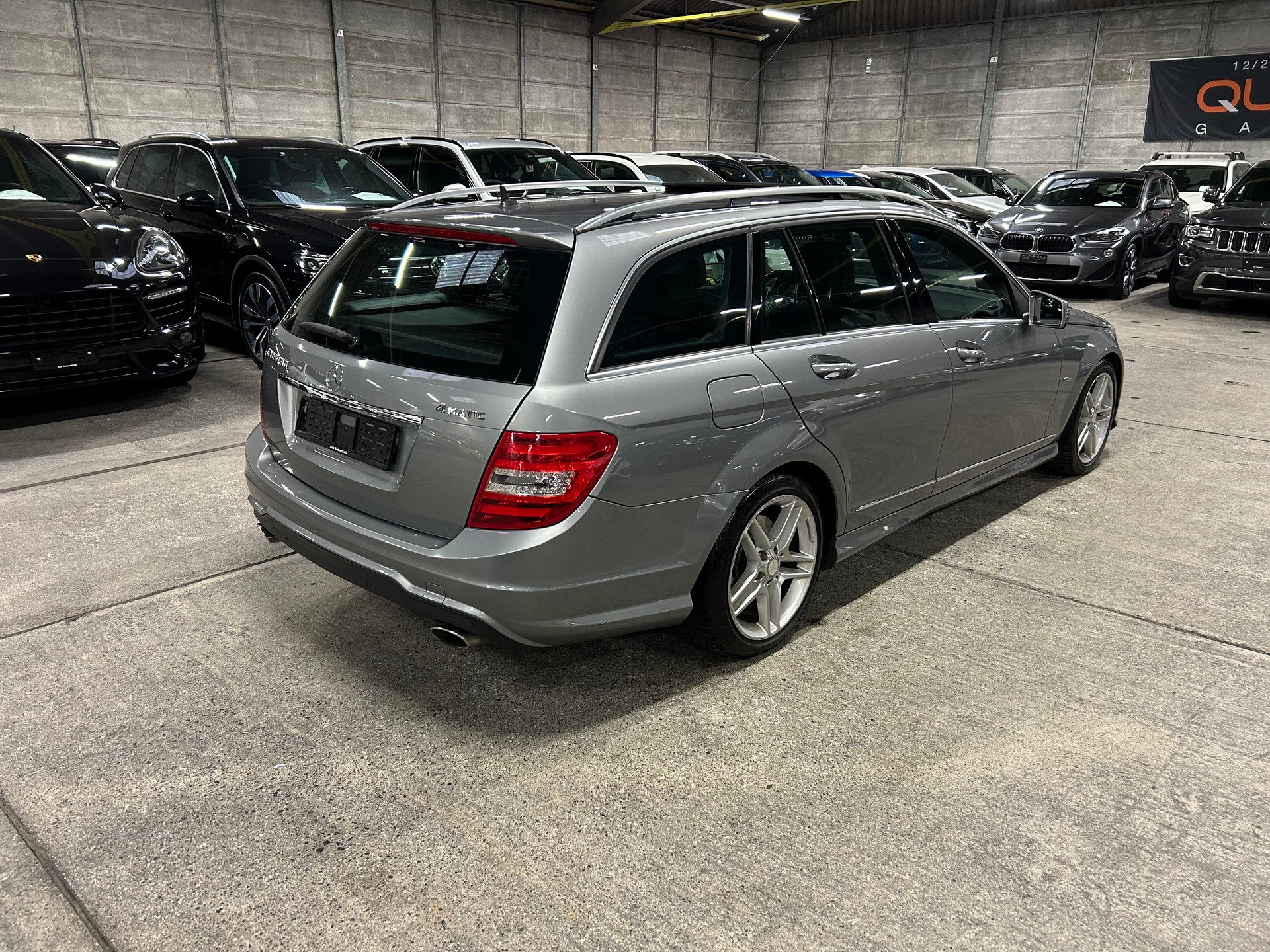 MERCEDES-BENZ C 300 CDI Avantgarde 4Matic 7G-Tronic-showroom-element-3