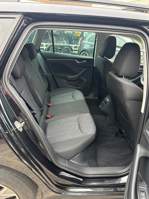 SKODA Kamiq 1.5 TSI Clever DSG-image-7