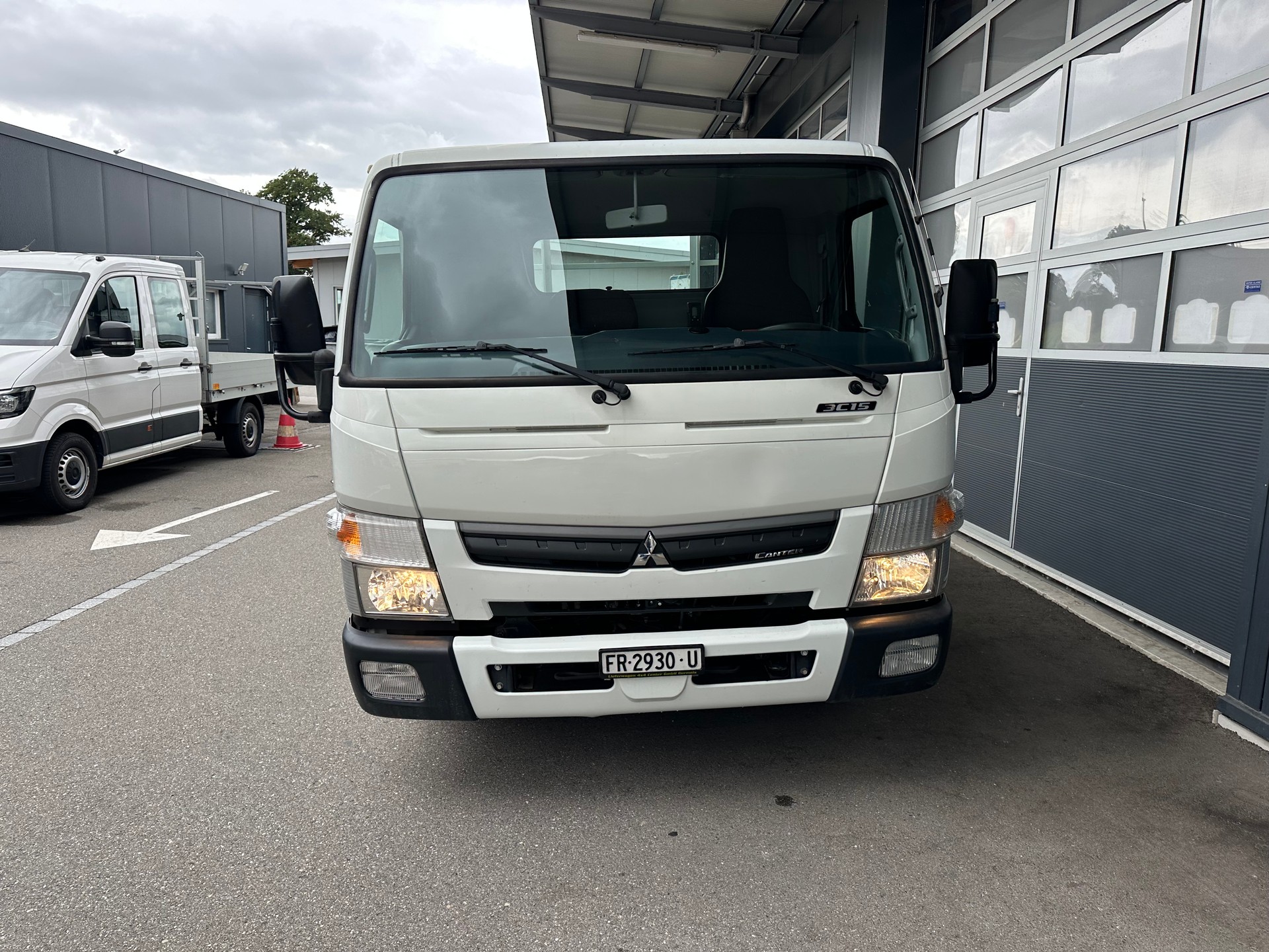 MITSUBISHI FUSO Canter 3C15-image-3