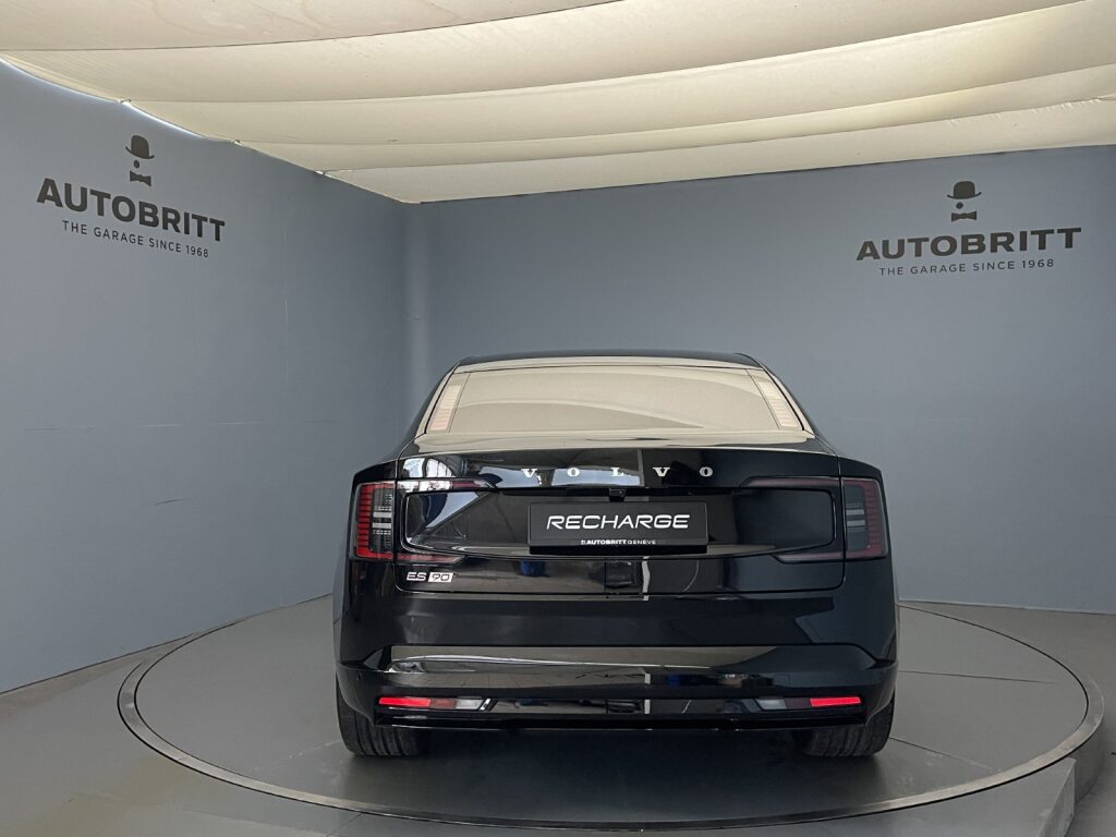 VOLVO ES90 Single Motor Extended Range Ultra-showroom-element-1