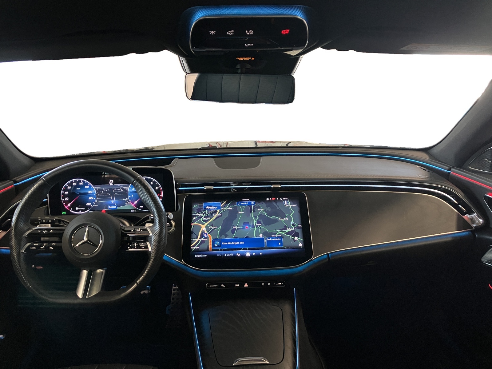 MERCEDES-BENZ E 200 AMG Line 4MATIC Kombi-image-8