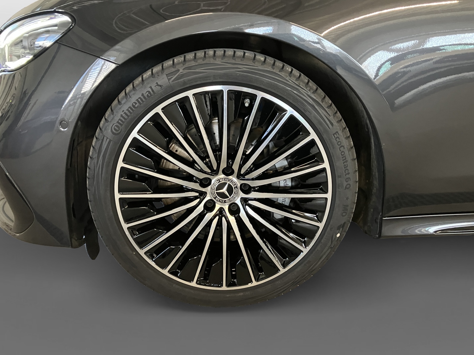MERCEDES-BENZ E 200 AMG Line 4MATIC Kombi-image-5