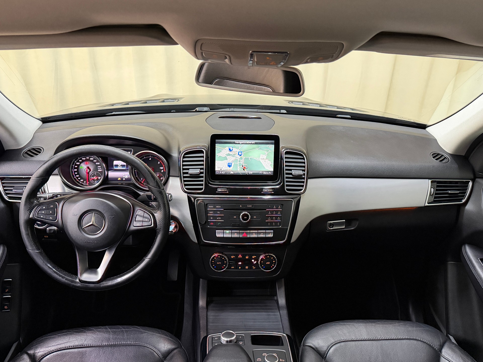 MERCEDES-BENZ GLE 250 d Executive 4Matic 9G-Tronic-image-7