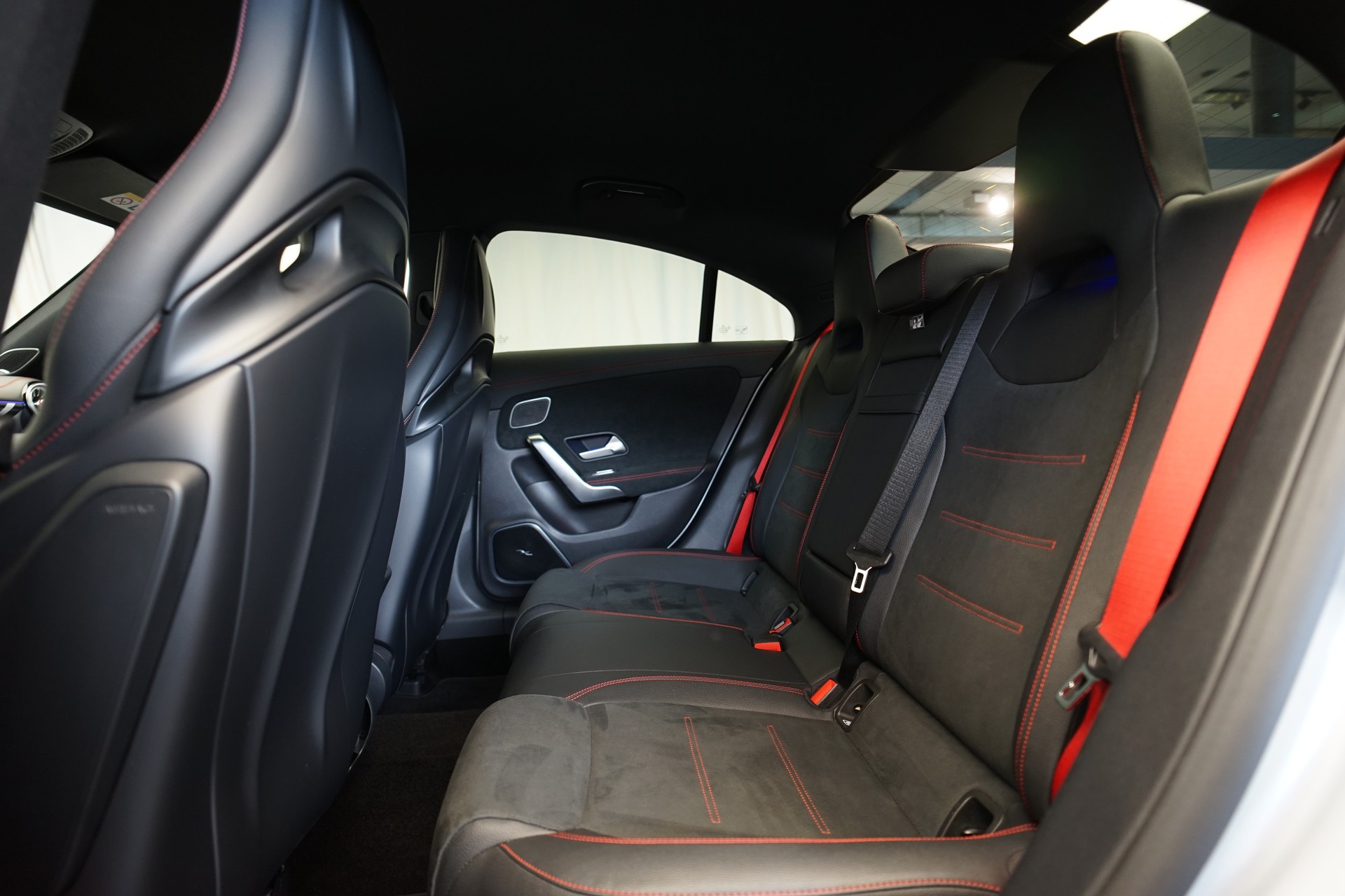 MERCEDES-BENZ CLA 45 S AMG 4Matic+ 8G-DCT *CH-Fahrzeug* *Performance Sitze*-image-22