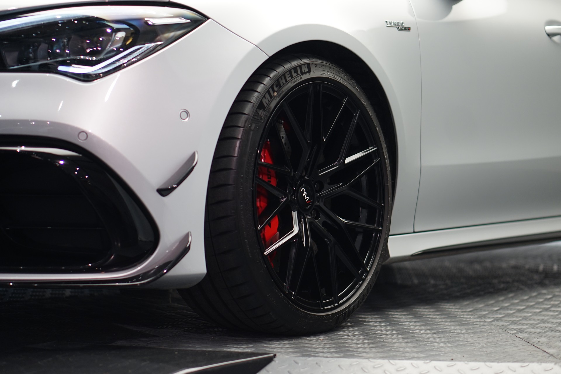 MERCEDES-BENZ CLA 45 S AMG 4Matic+ 8G-DCT *CH-Fahrzeug* *Performance Sitze*-image-15