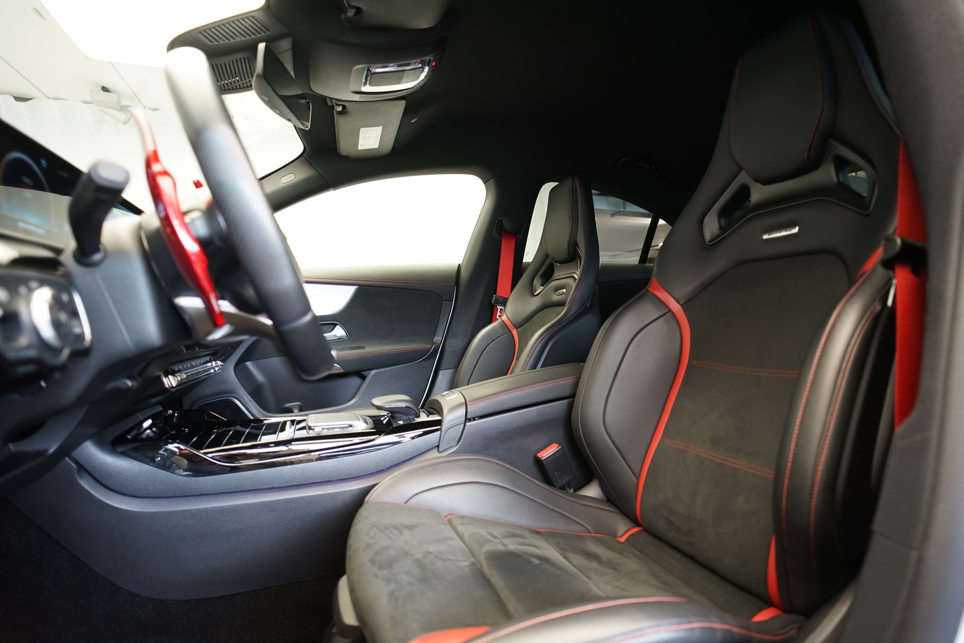 MERCEDES-BENZ CLA 45 S AMG 4Matic+ 8G-DCT *CH-Fahrzeug* *Performance Sitze*-image-20