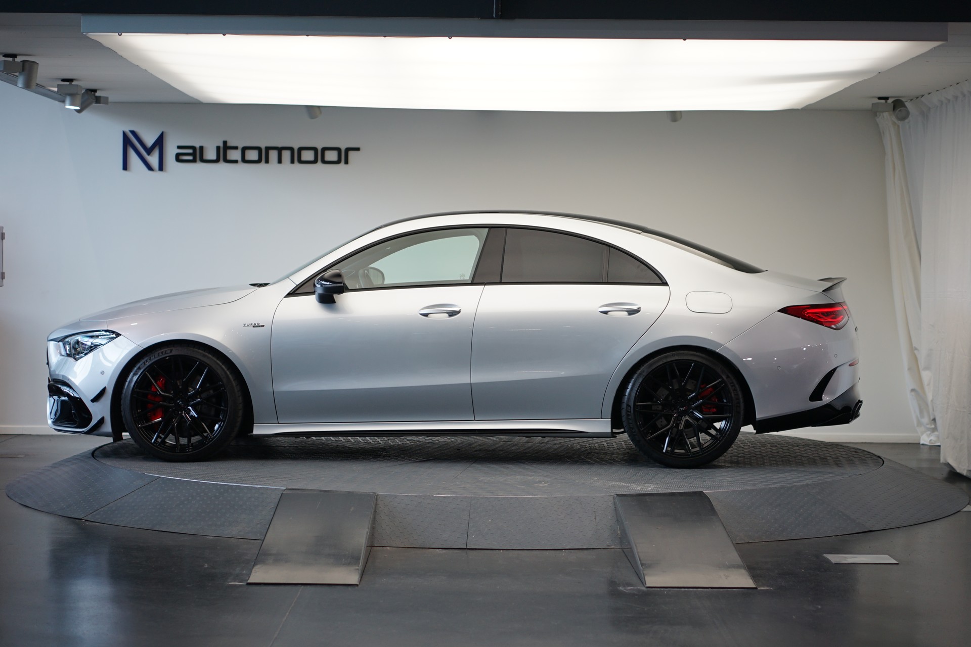 MERCEDES-BENZ CLA 45 S AMG 4Matic+ 8G-DCT *CH-Fahrzeug* *Performance Sitze*-image-7