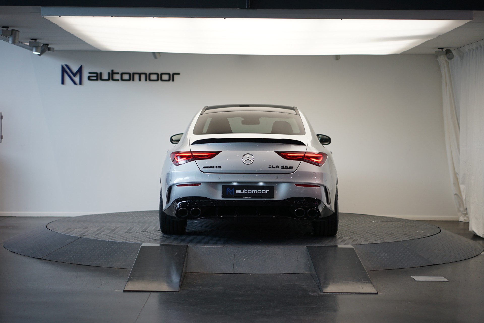 MERCEDES-BENZ CLA 45 S AMG 4Matic+ 8G-DCT *CH-Fahrzeug* *Performance Sitze*-image-5