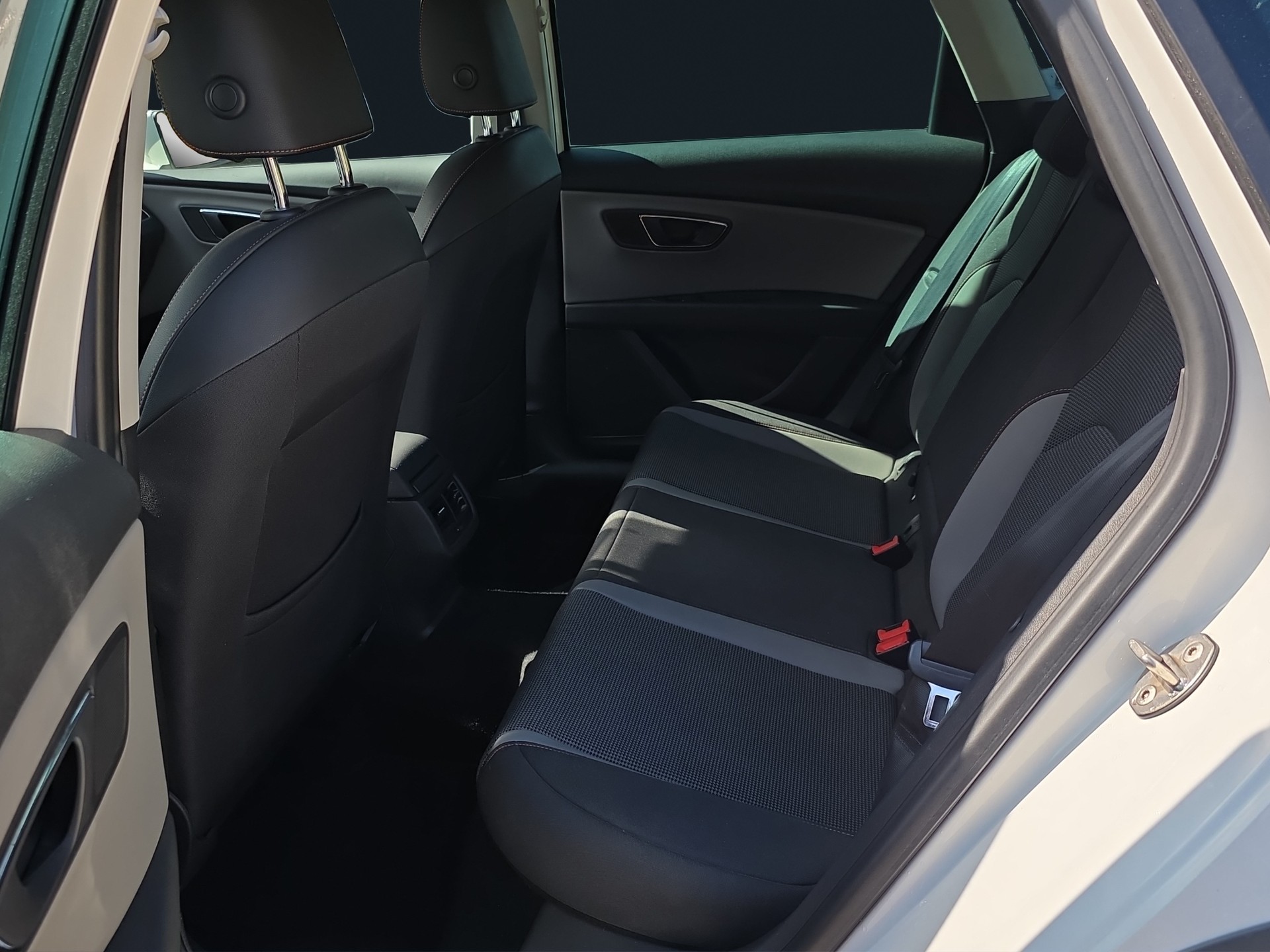 SEAT Leon ST 1.8 TSI X-Perience 4Drive DSG-image-10