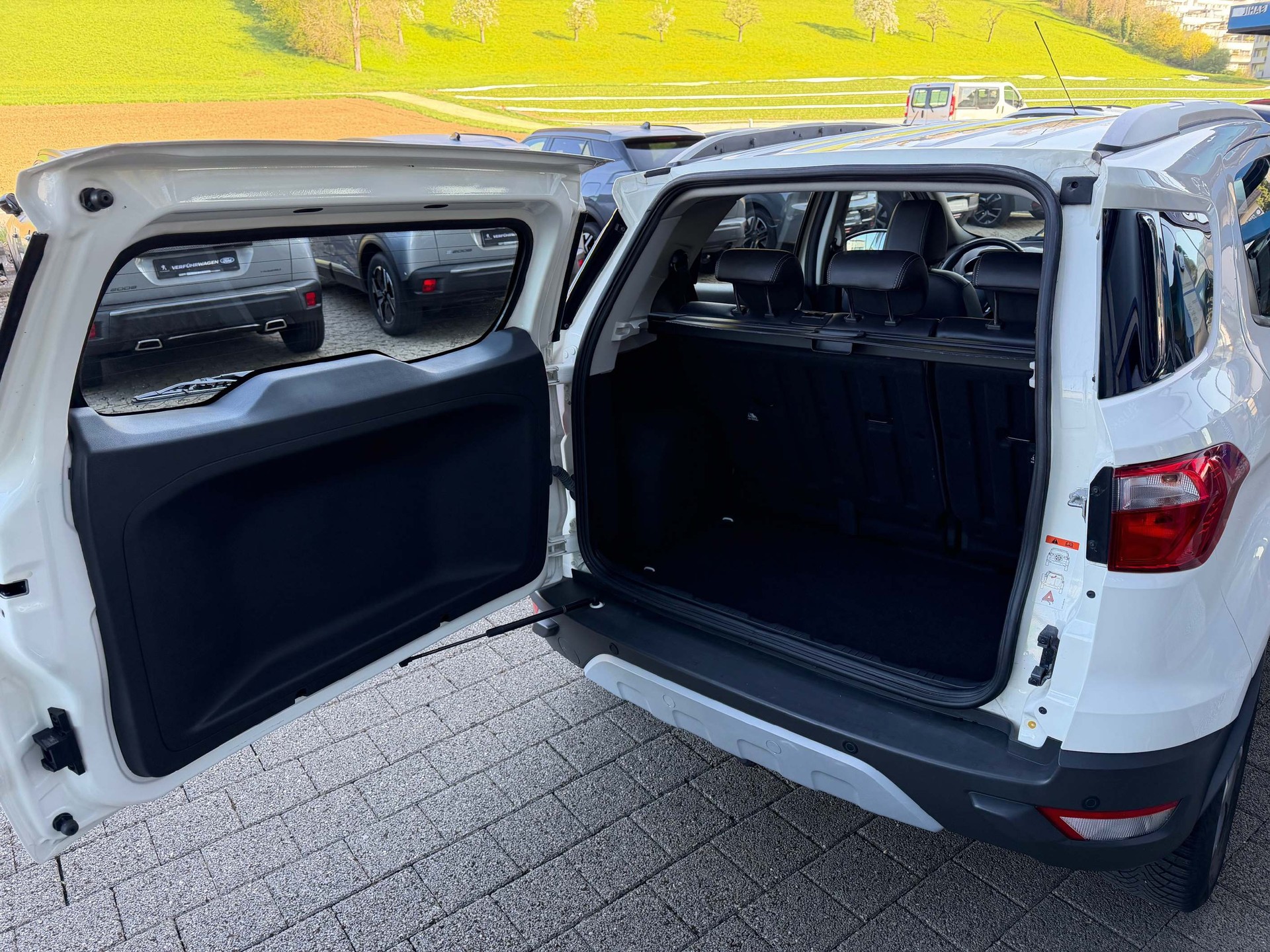 FORD EcoSport 1.5 Titanium, ab Service und MFK vom FORD-Spezialisten-image-4