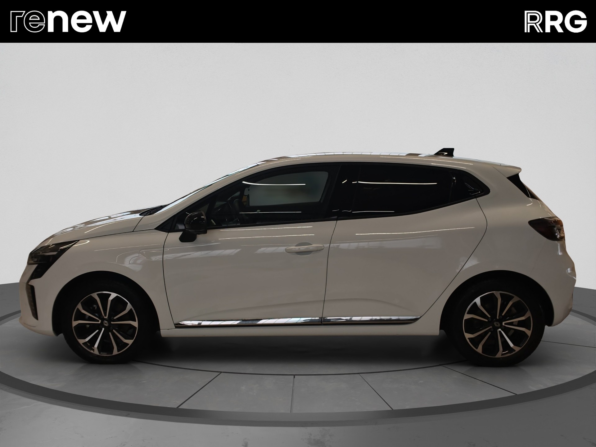 RENAULT Clio 1.6 E-Tech Techno-image-5