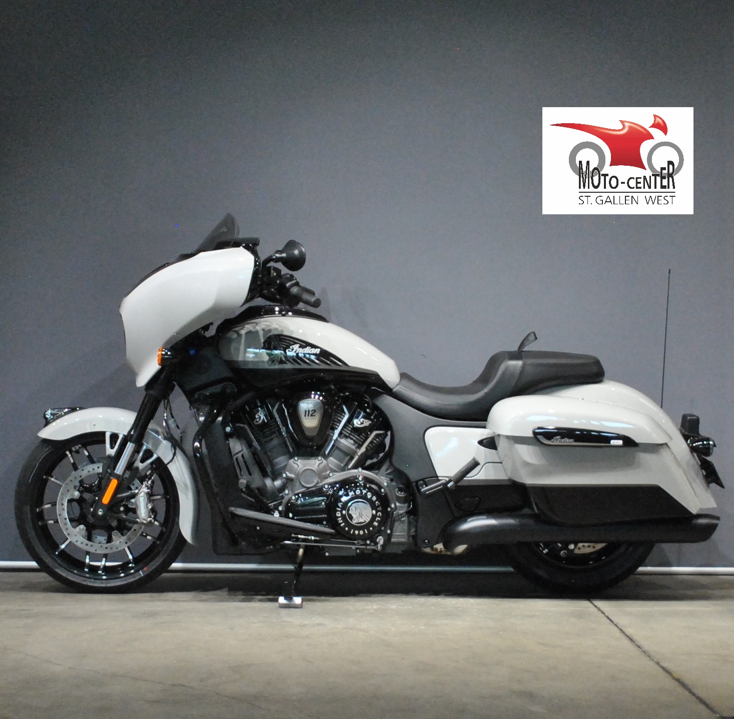 INDIAN Chieftain Power Plus Dark Horse-image-2