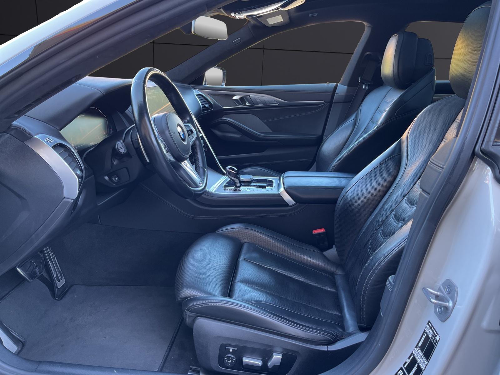 BMW M850i xDrive Gran Coupé-showroom-element-1