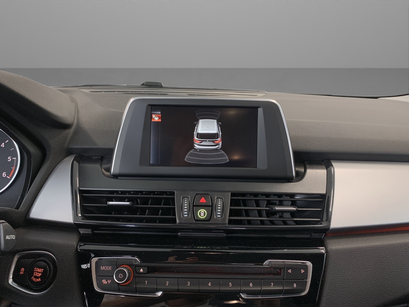 BMW 216d Gran Tourer Steptronic-image-13
