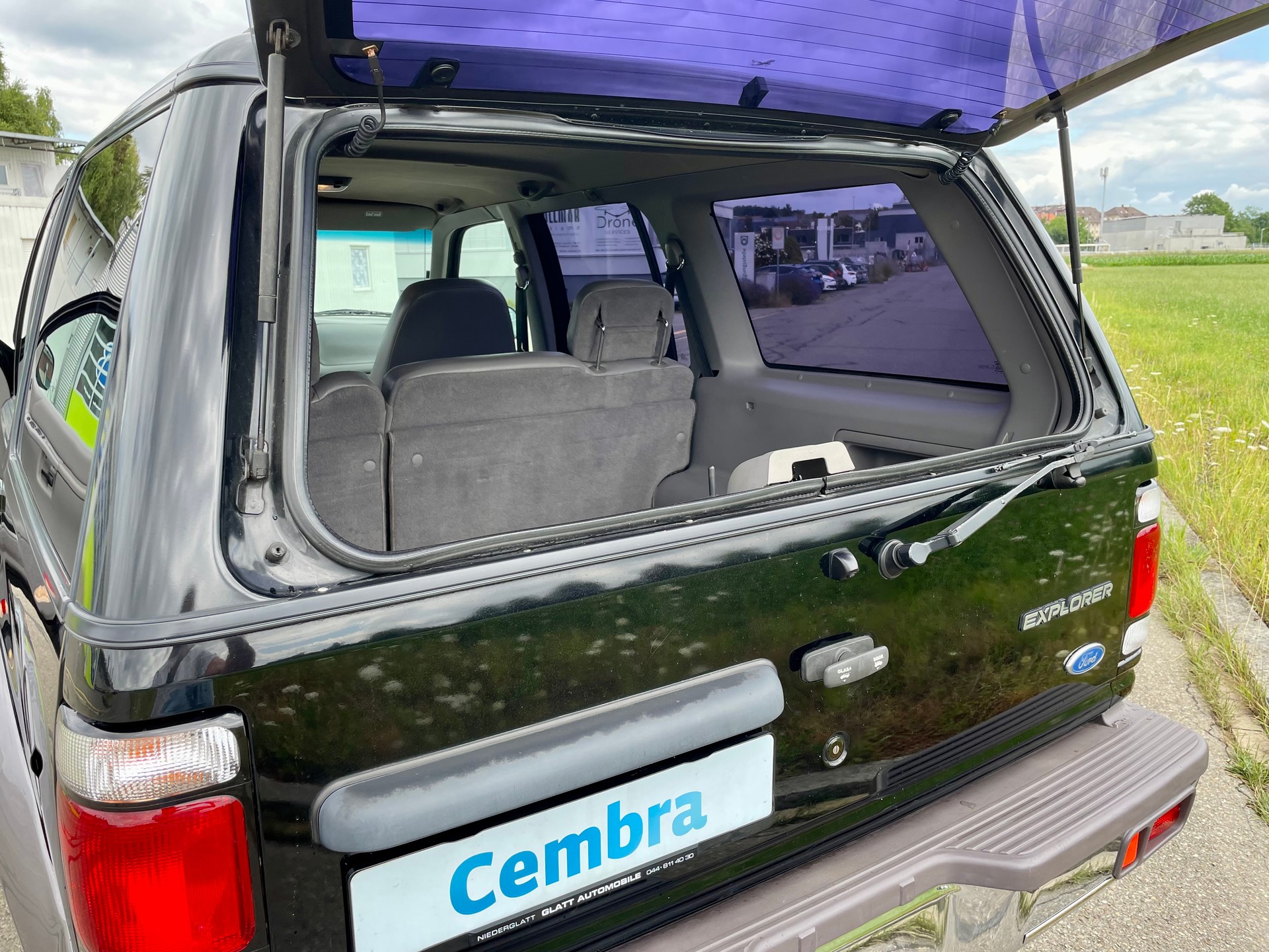 FORD Explorer 4.0 Sport * TEILRESTAURIERT - VON LIEBHABER *-image-19