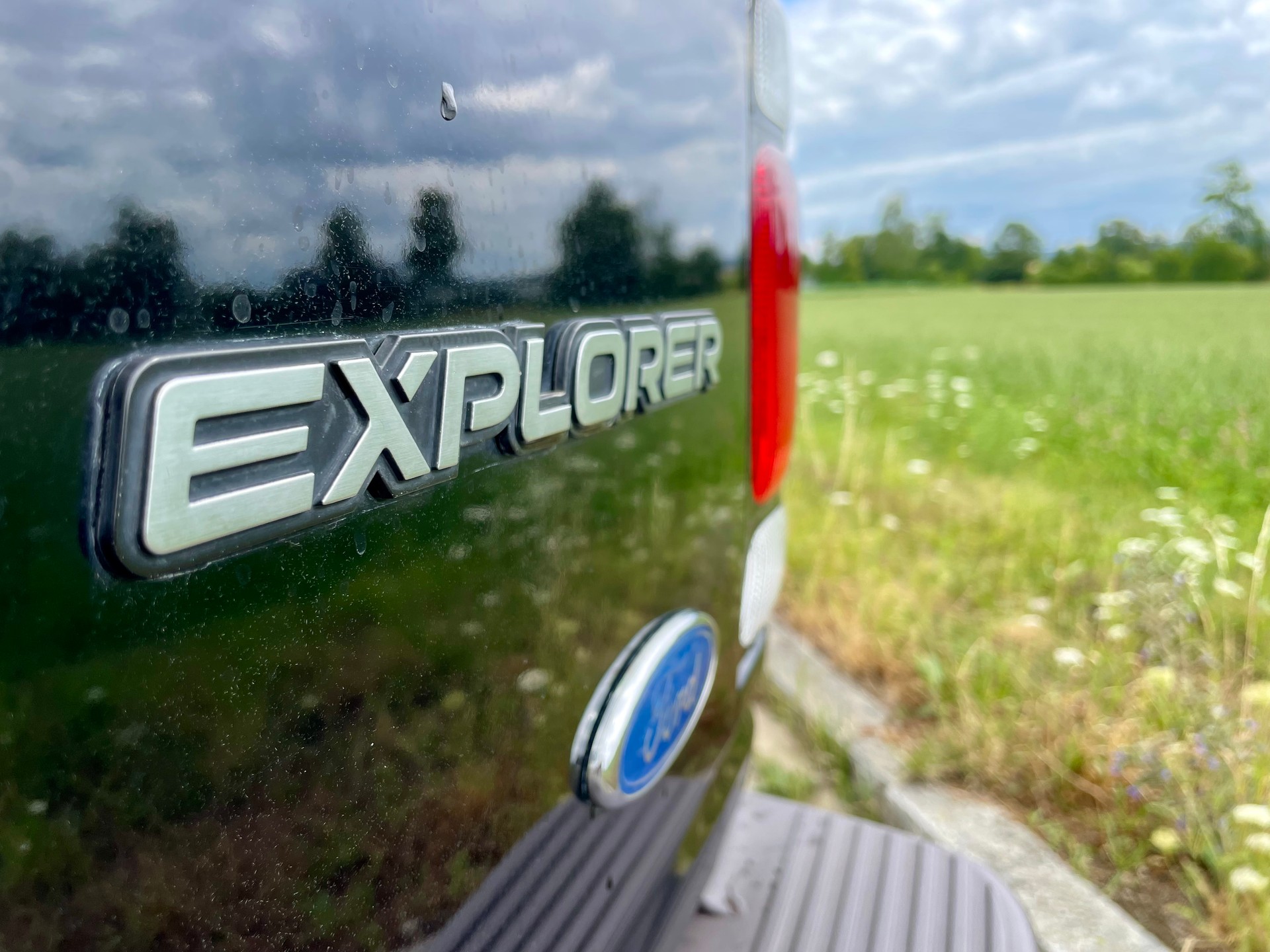 FORD Explorer 4.0 Sport * TEILRESTAURIERT - VON LIEBHABER *-image-12