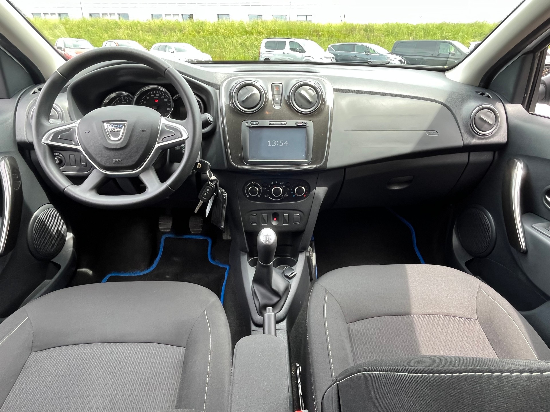 DACIA Sandero TCe 90 Comfort+++AB MFK+++MIT 12 MONATEN GARANTIE+++-image-5