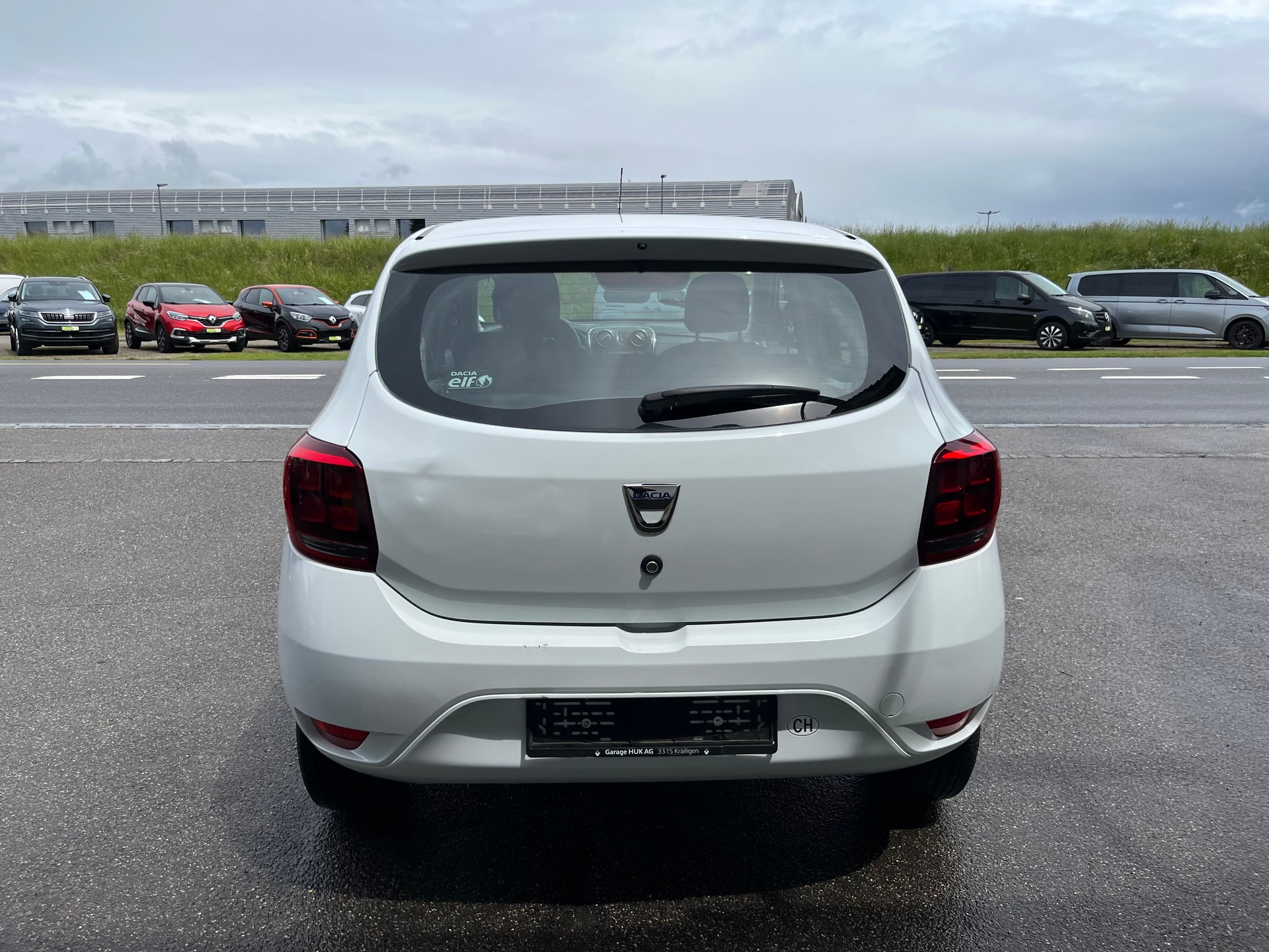 DACIA Sandero TCe 90 Comfort+++AB MFK+++MIT 12 MONATEN GARANTIE+++-showroom-element-1