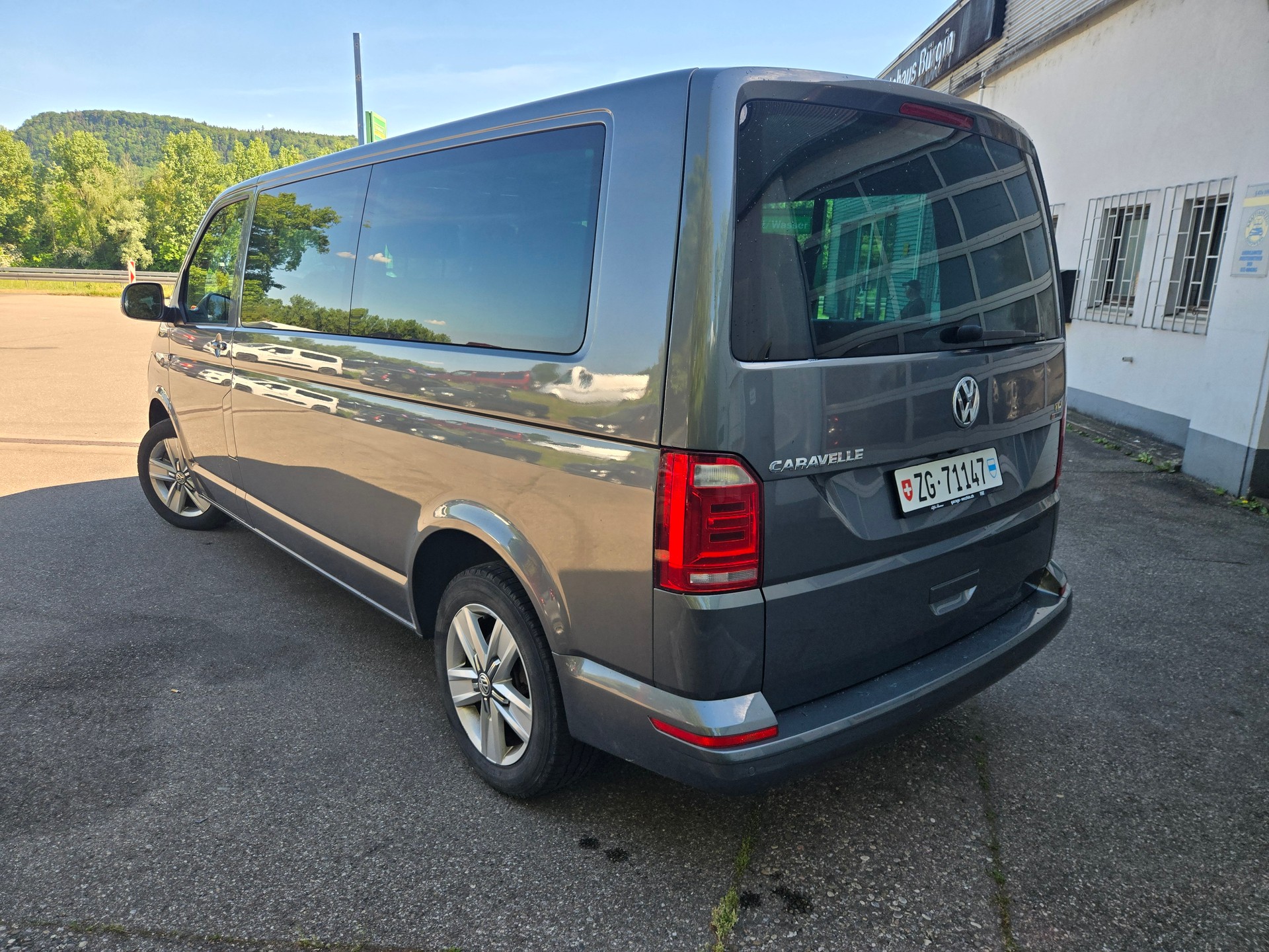 VW Caravelle-image-3