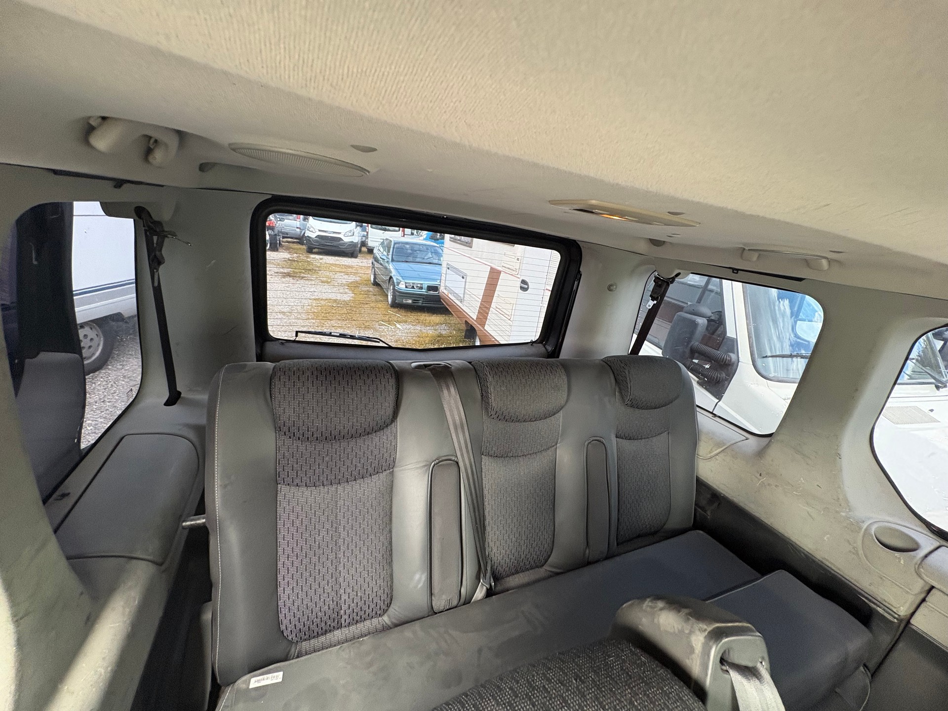 RENAULT trafic Multivan Doppelbett 7 Plätze MFK-image-4