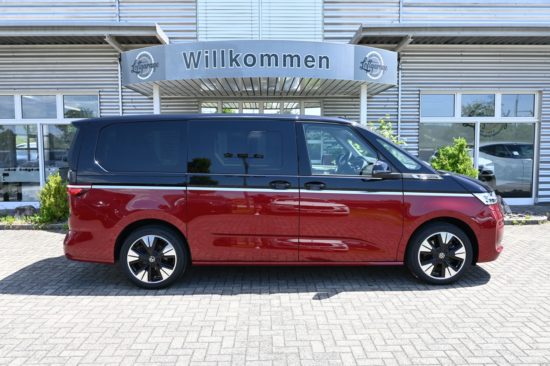 VW Multivan 2.0 TDI Style DSG Lang 7-Plätzer + AHK 2000kg + Standheizung-image-5