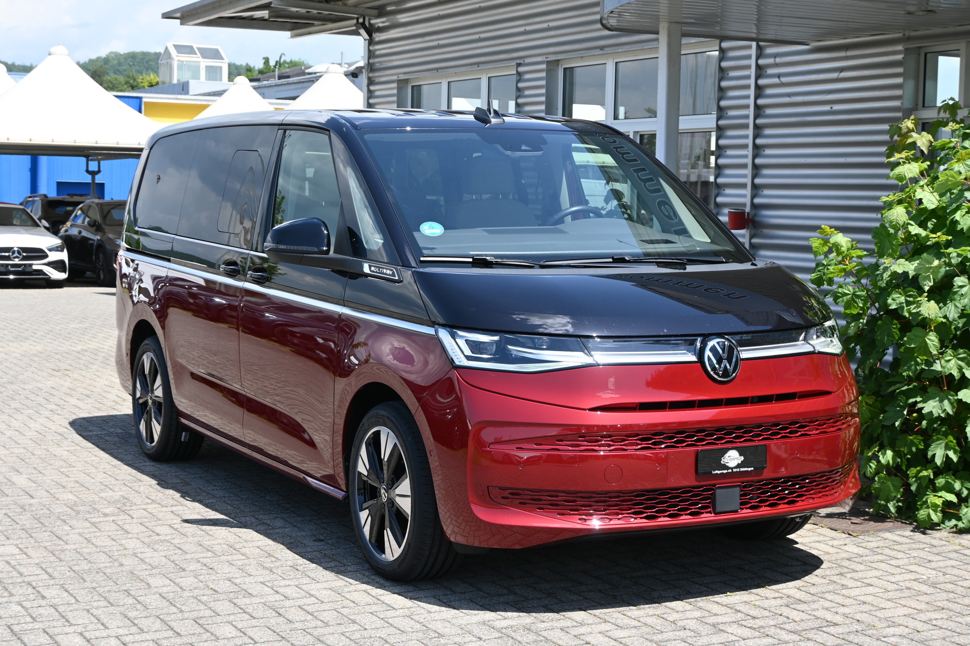 VW Multivan 2.0 TDI Style DSG Lang 7-Plätzer + AHK 2000kg + Standheizung