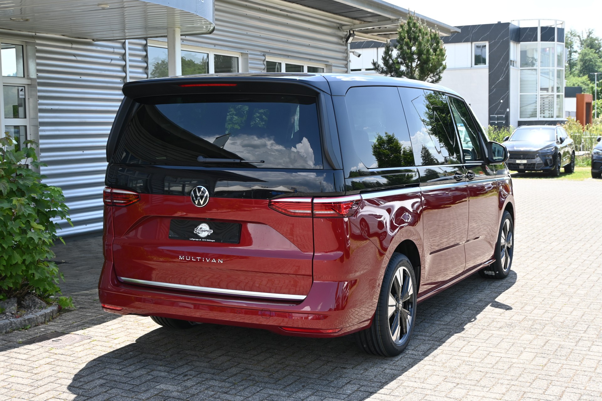 VW Multivan 2.0 TDI Style DSG Lang 7-Plätzer + AHK 2000kg + Standheizung-image-7