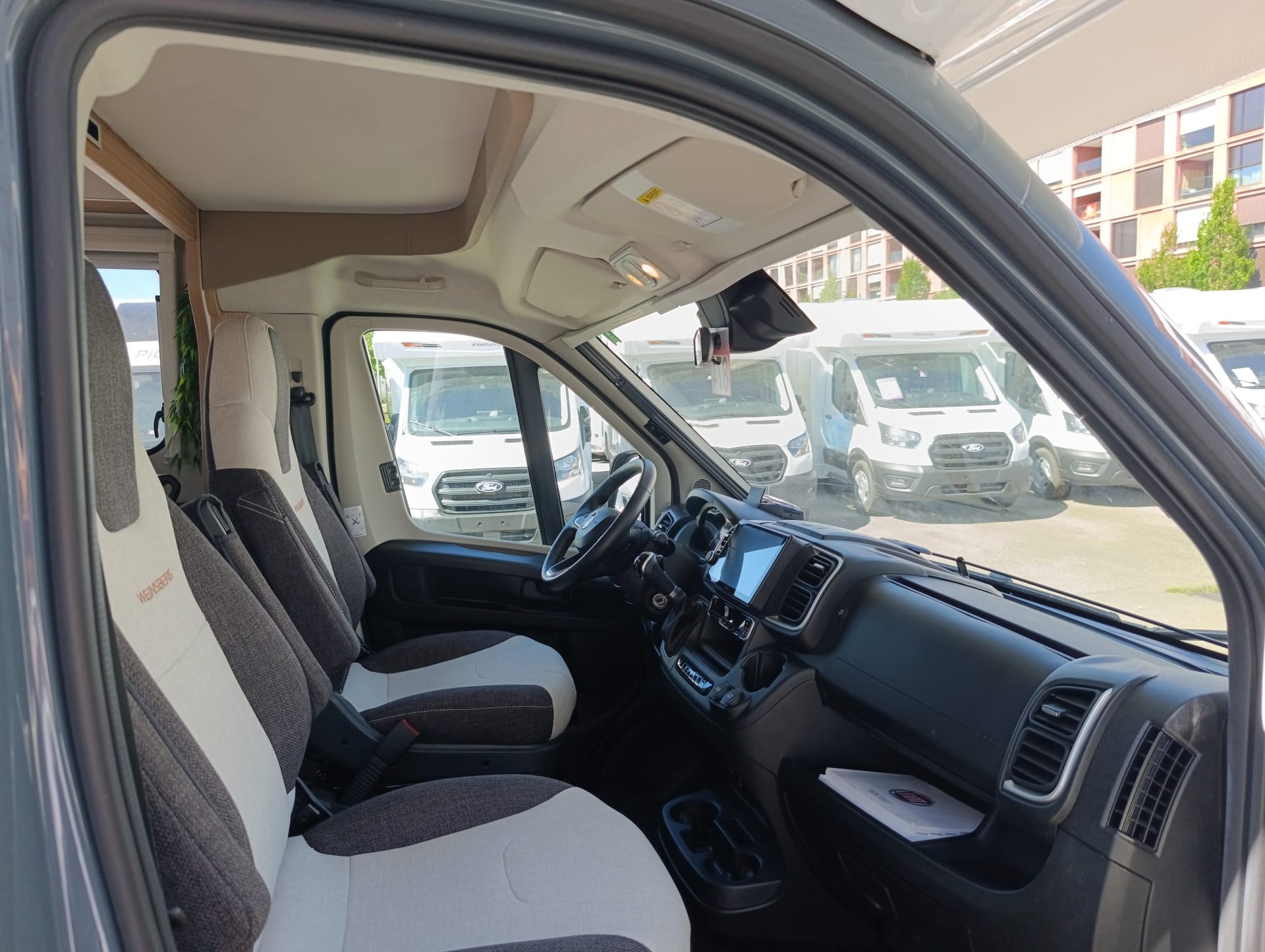WEINSBERG Carahome MEG 650 *** Absolut voll ausgestattet und dank modernster Technik komplett autark***Automat 160PS *2x Lithium *-image-11